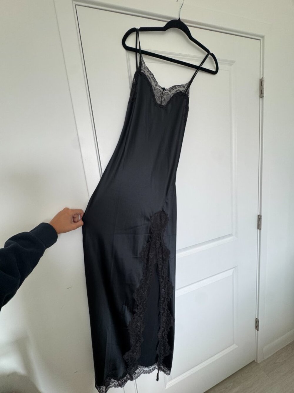 SKIMS Black Lace Bodycon Slip Maxi Dress Size XS NWT
